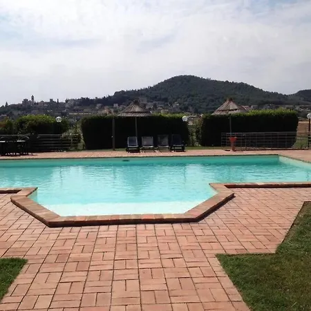 Alojamento de Acomodação e Pequeno-almoço Il Vecchio Seccatoio 4*